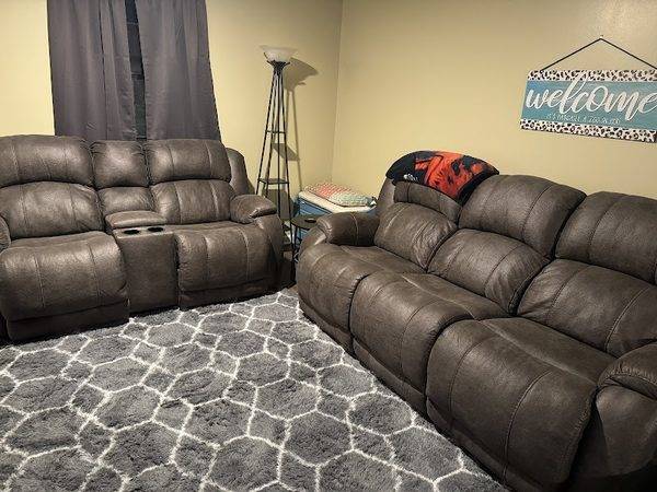 Farmers Home Furniture | Gadsden, AL